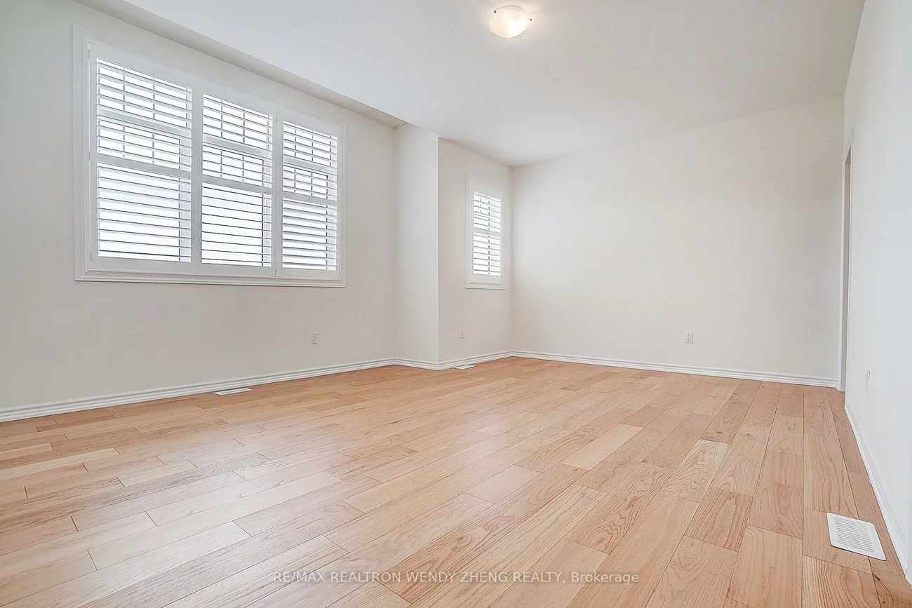 21, Charles White, Sharon, East Gwillimbury