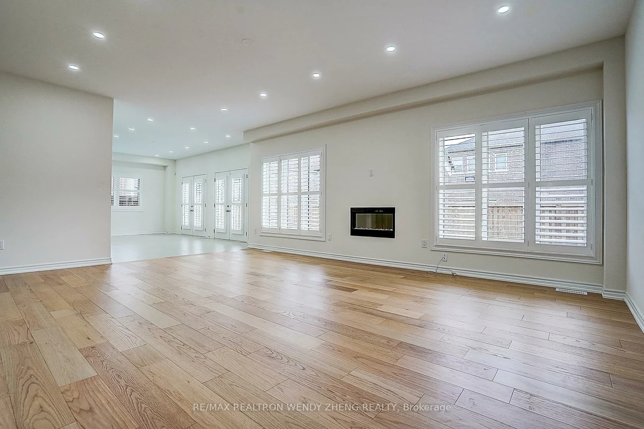 21, Charles White, Sharon, East Gwillimbury