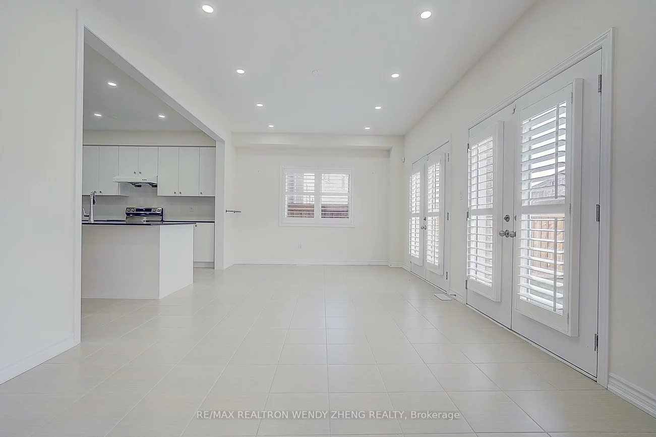 21, Charles White, Sharon, East Gwillimbury