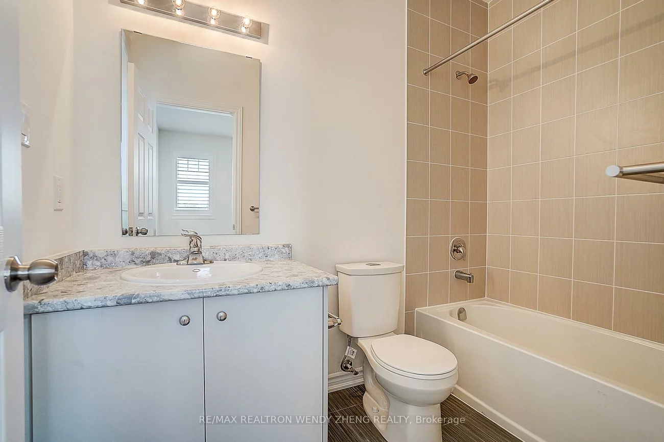 21, Charles White, Sharon, East Gwillimbury