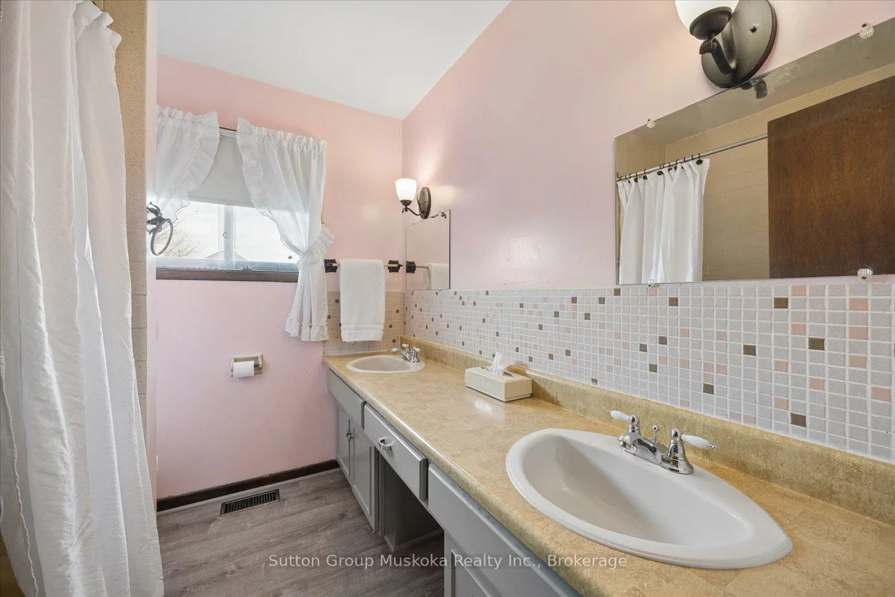 18893, Centre, Mt Albert, East Gwillimbury