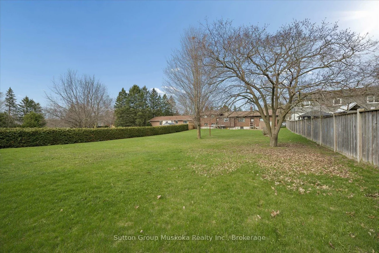 18893, Centre, Mt Albert, East Gwillimbury