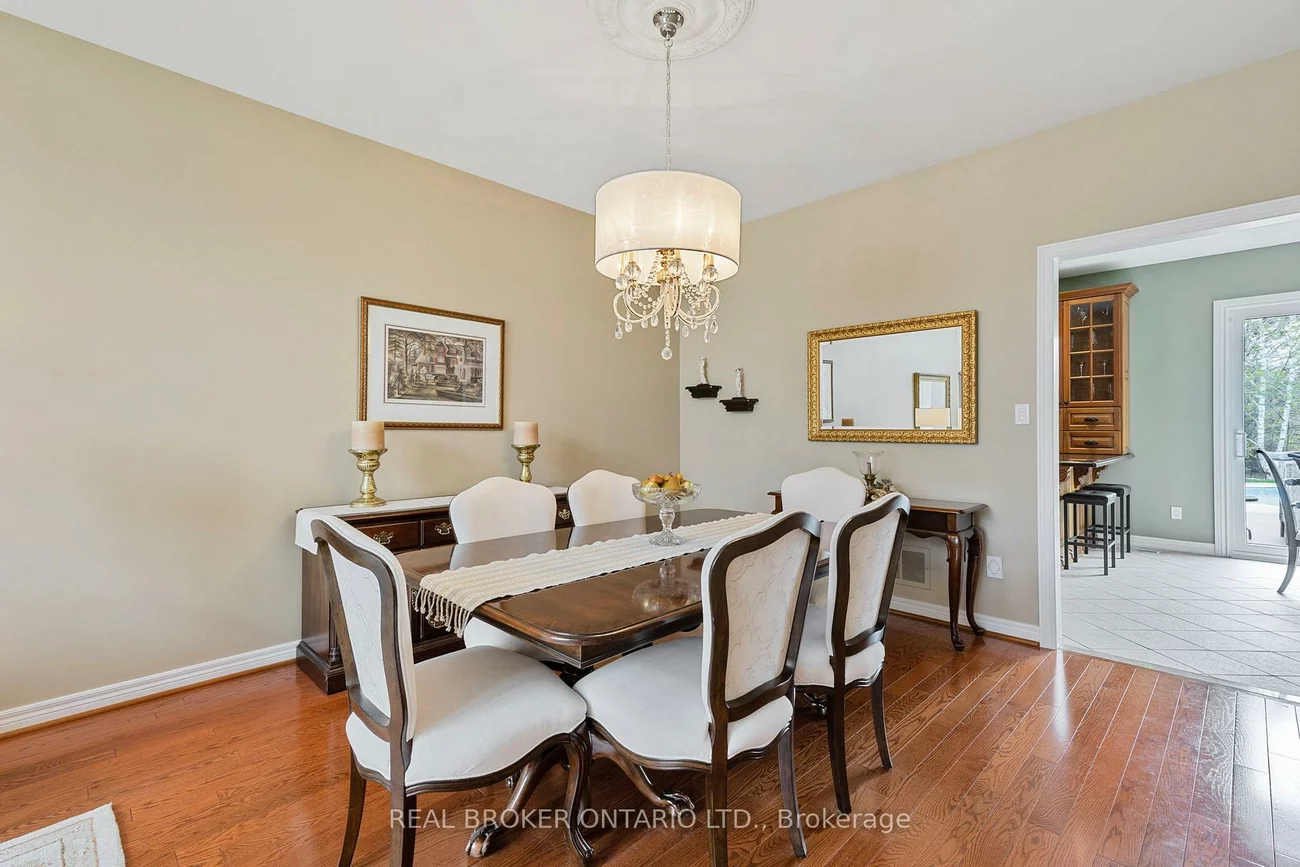 100, Colonel Wayling, Sharon, East Gwillimbury