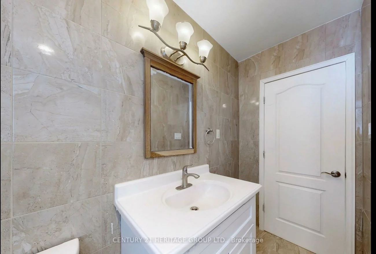 20015, Bathurst, Holland Landing, East Gwillimbury
