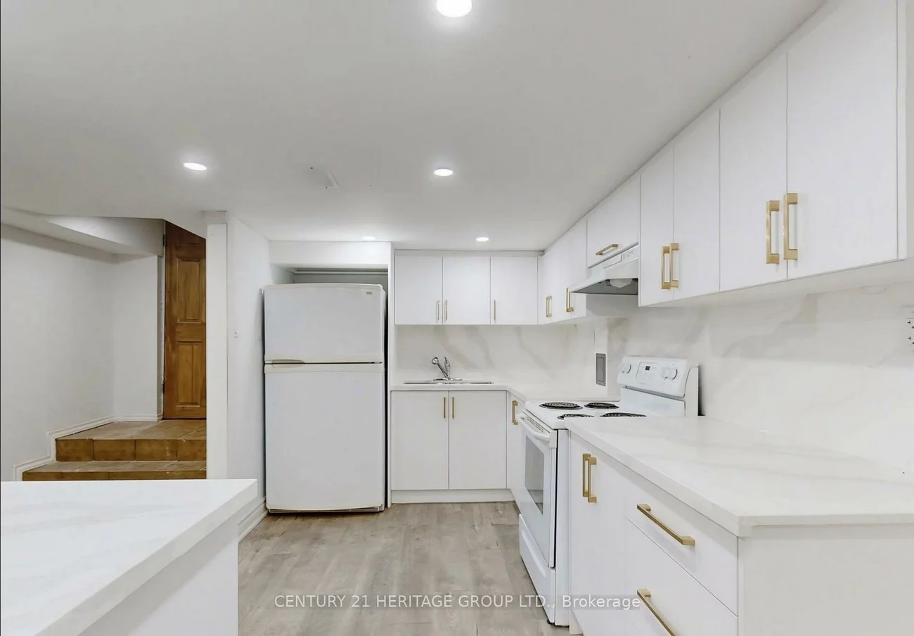 20015, Bathurst, Holland Landing, East Gwillimbury