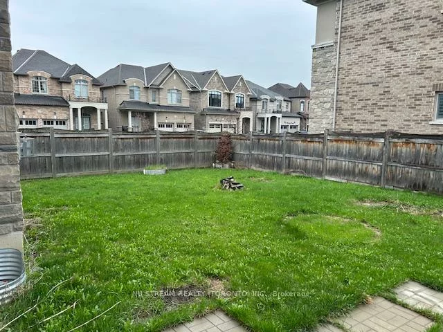 30, Baleberry, Sharon, East Gwillimbury