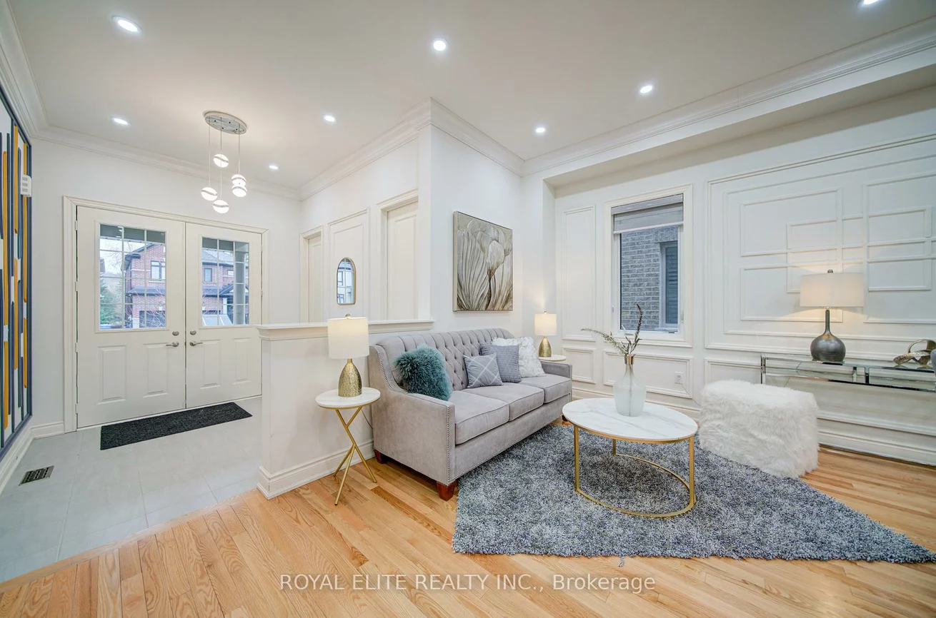 57, Betty May, Queensville, East Gwillimbury