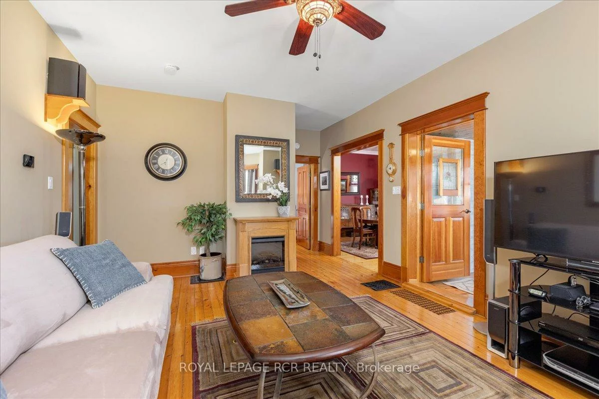 20314, Leslie, Queensville, East Gwillimbury
