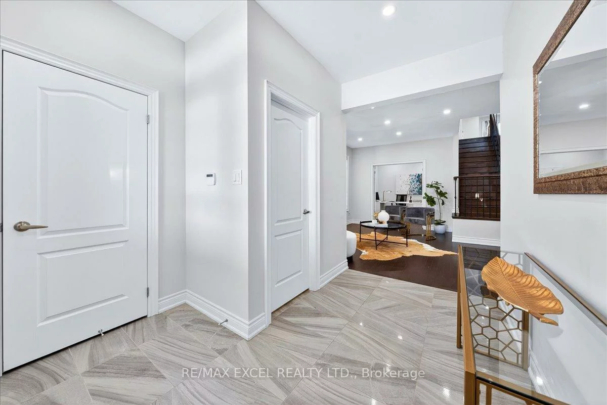 10, Deer Pass, Sharon, East Gwillimbury