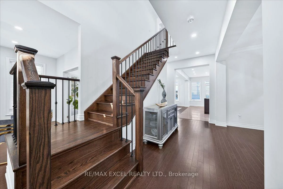 10, Deer Pass, Sharon, East Gwillimbury