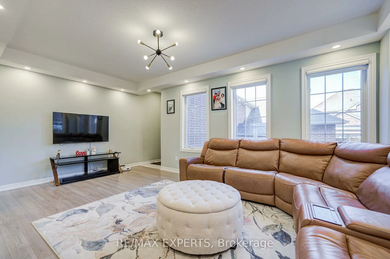 32, Walter Proctor, Sharon, East Gwillimbury