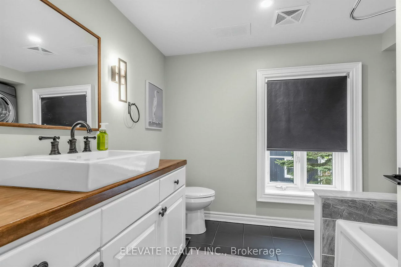 25, Mill, Mt Albert, East Gwillimbury