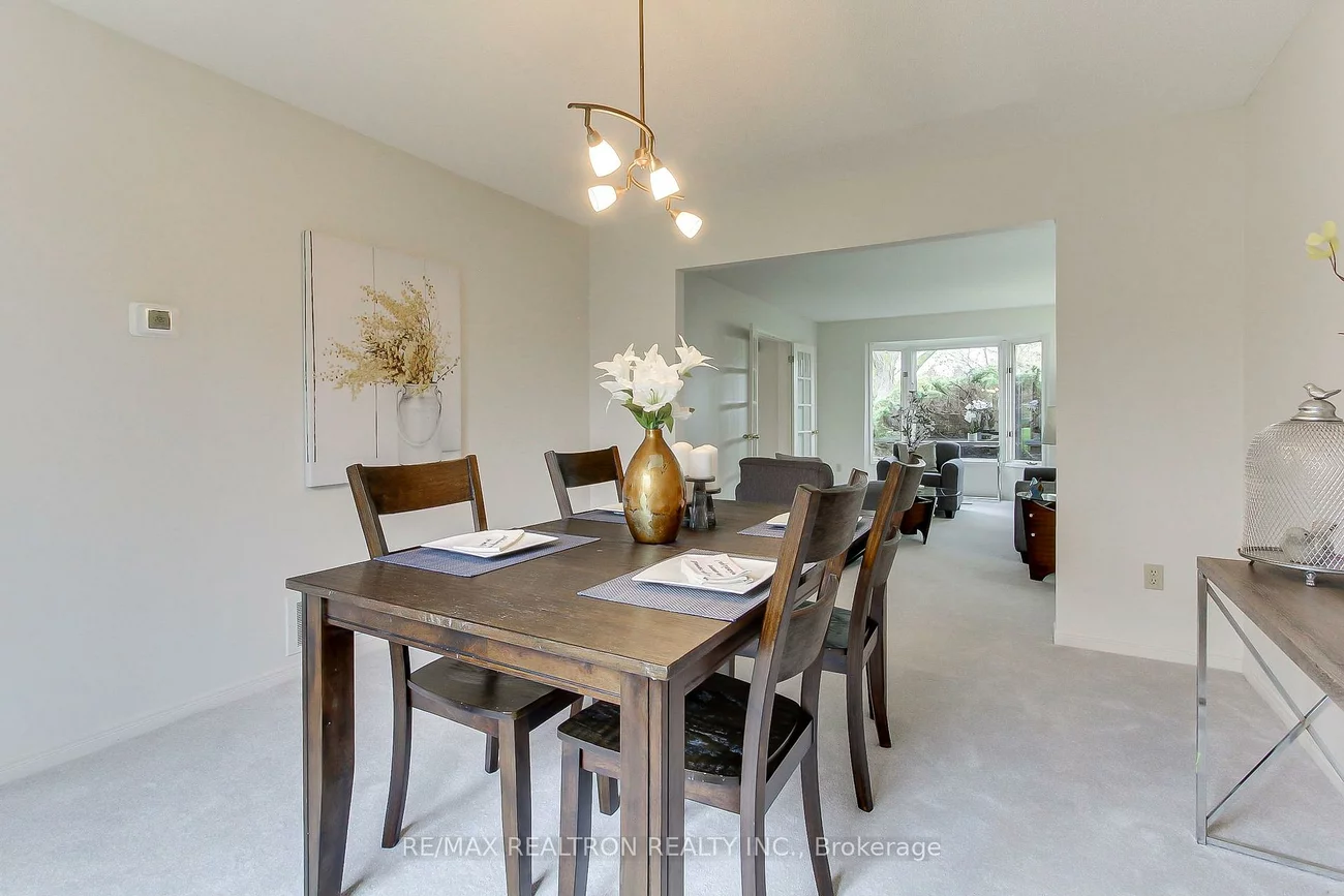 44, Ward, Sharon, East Gwillimbury