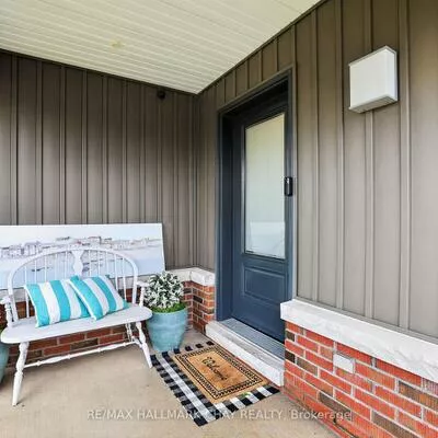 1587, Mount Albert, Sharon, East Gwillimbury