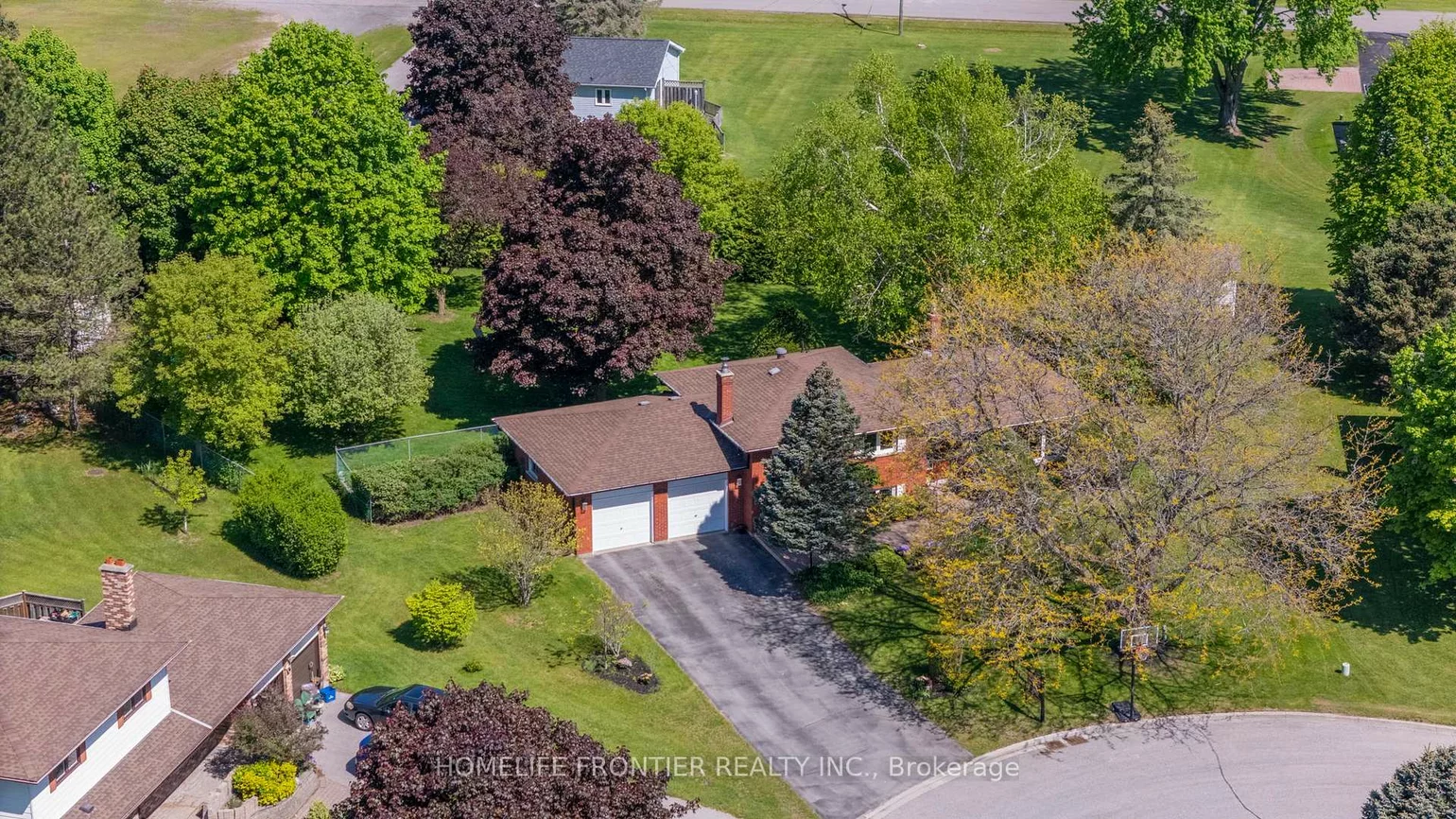 40, Delta, Holland Landing, East Gwillimbury
