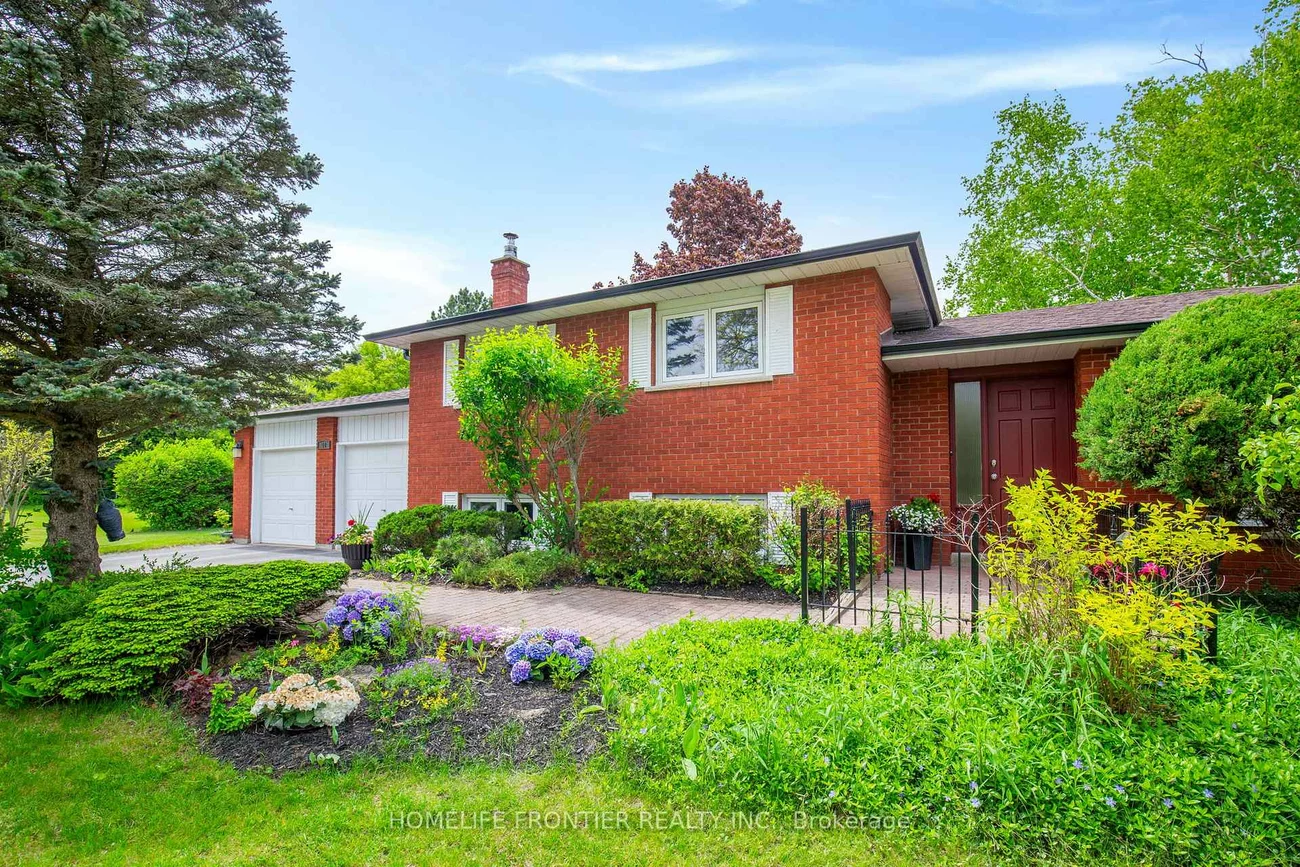 40, Delta, Holland Landing, East Gwillimbury