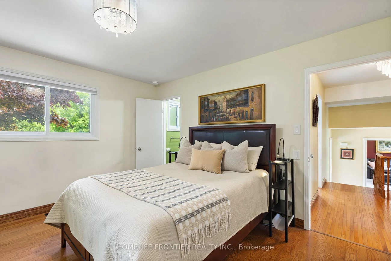 40, Delta, Holland Landing, East Gwillimbury