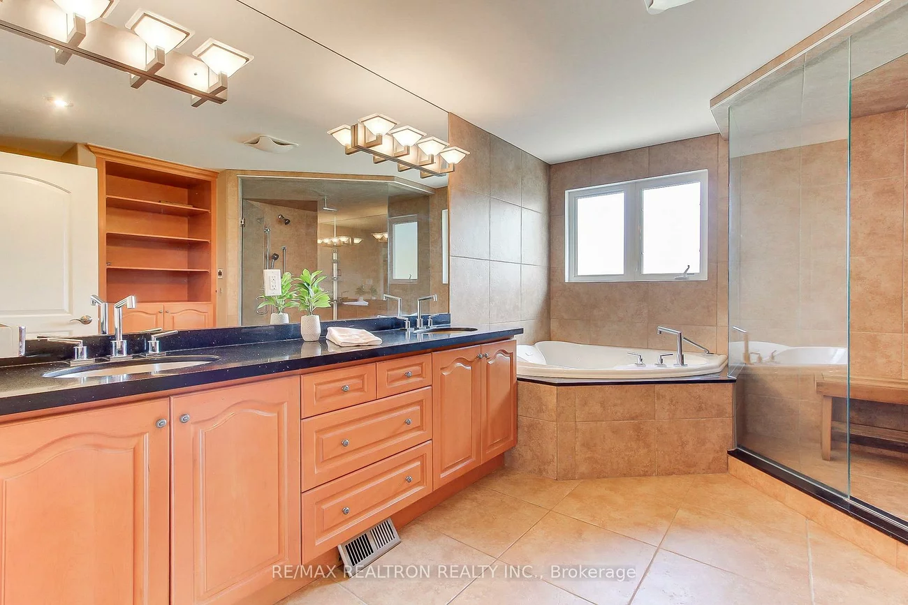 115, Park, Holland Landing, East Gwillimbury