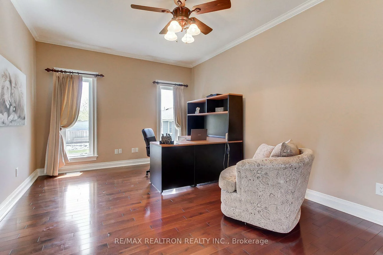 115, Park, Holland Landing, East Gwillimbury
