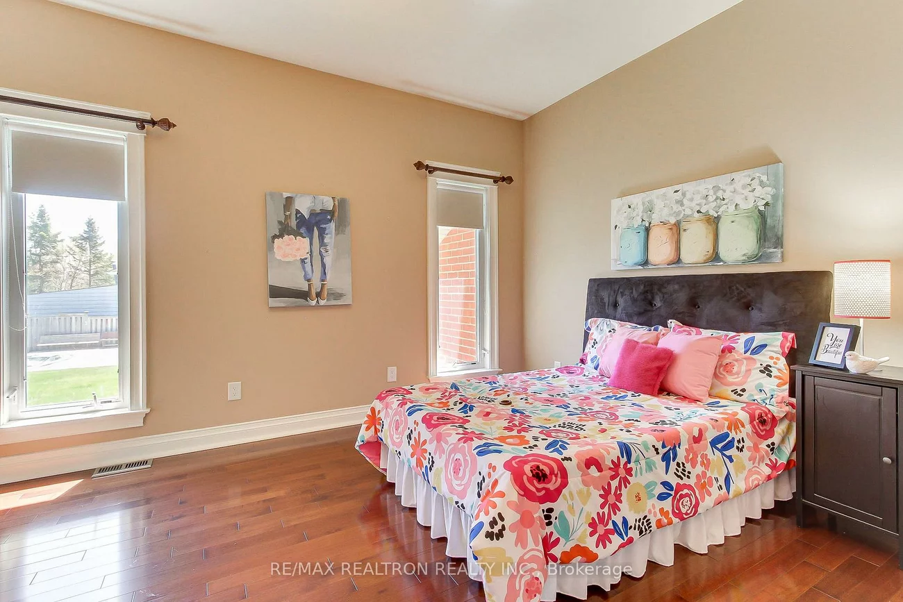 115, Park, Holland Landing, East Gwillimbury