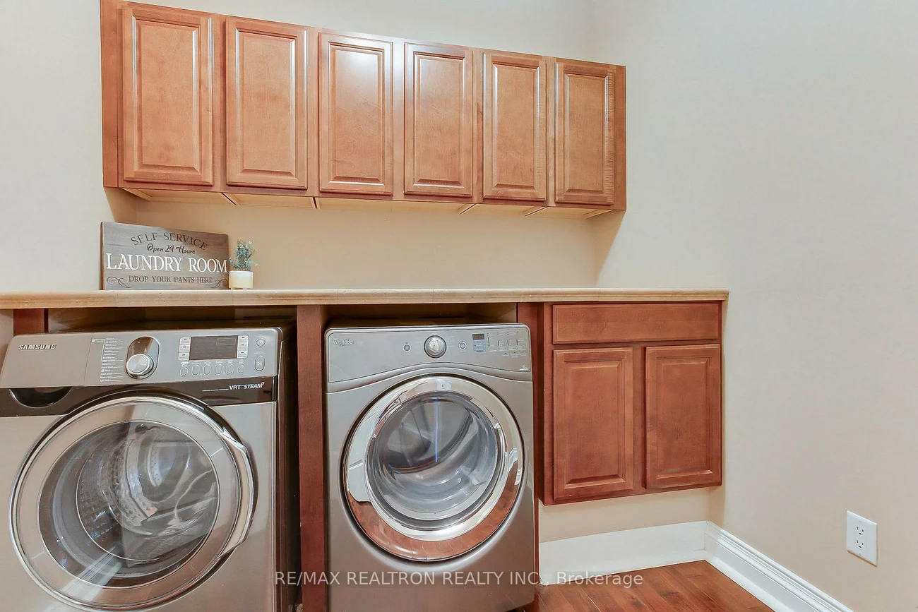 115, Park, Holland Landing, East Gwillimbury