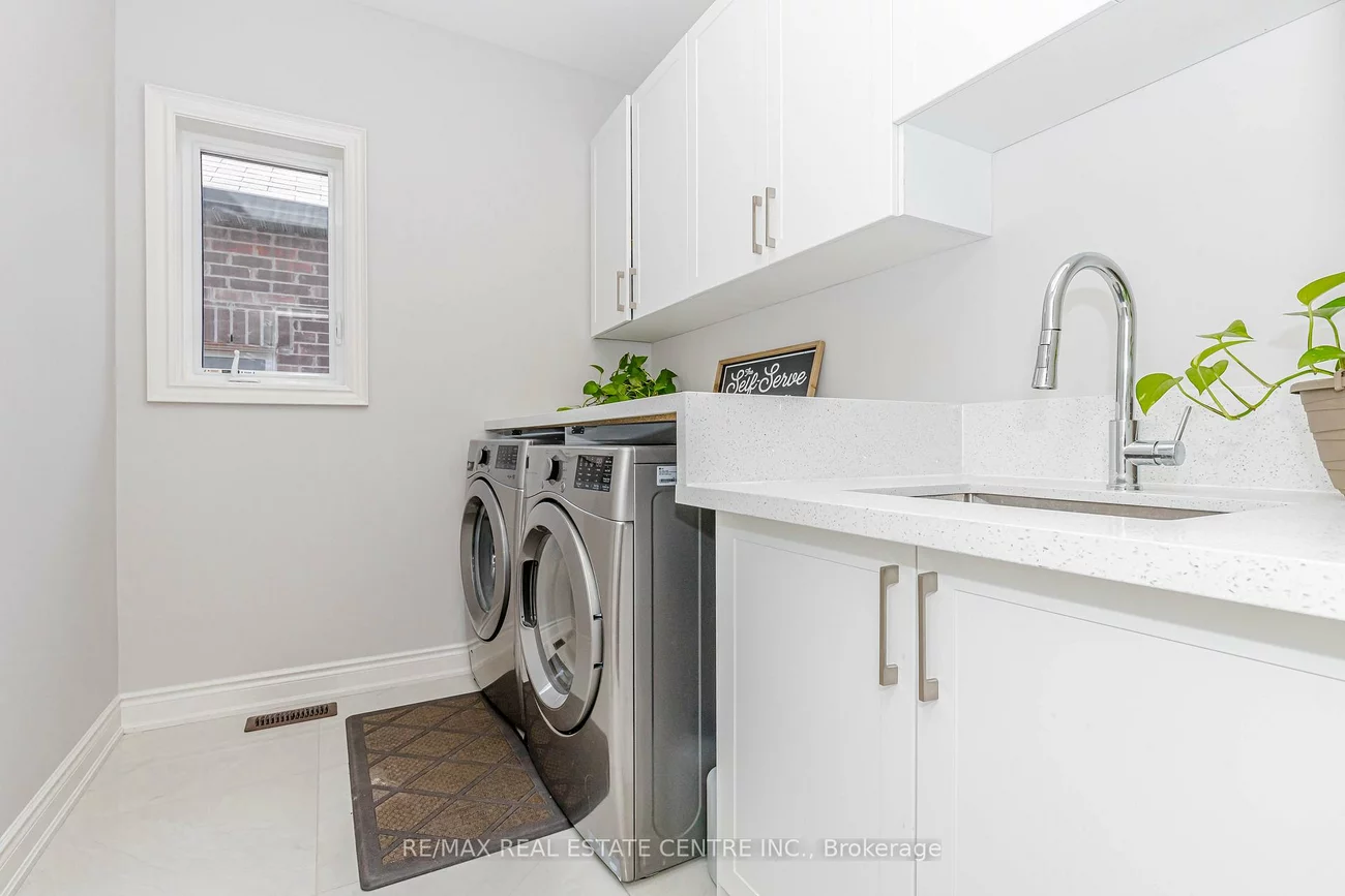 45, Carondale, Sharon, East Gwillimbury