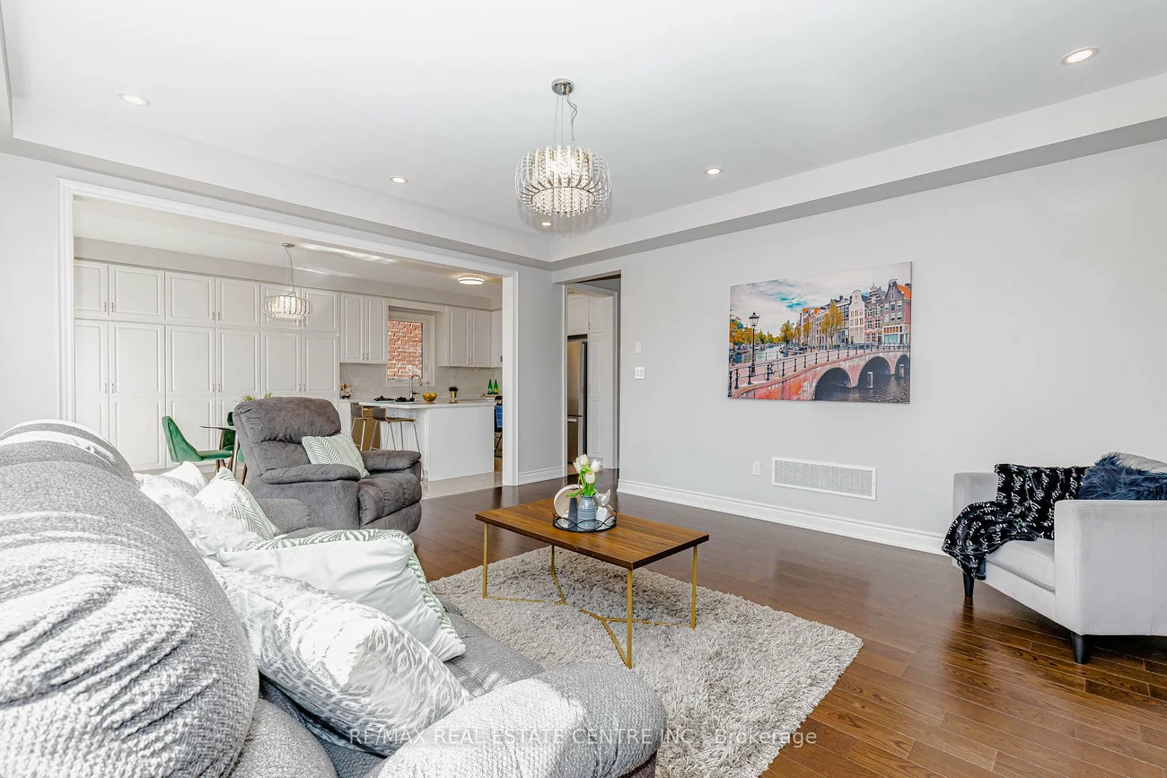 45, Carondale, Sharon, East Gwillimbury