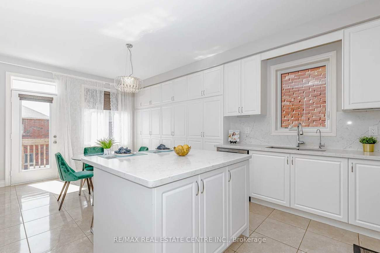 45, Carondale, Sharon, East Gwillimbury