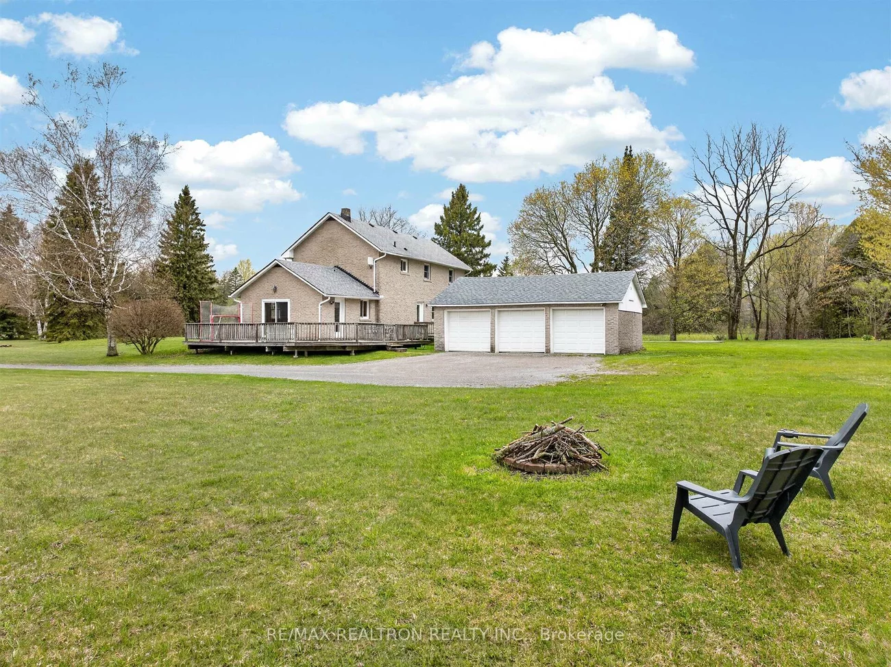 17755, Warden, Rural East Gwillimbury, East Gwillimbury