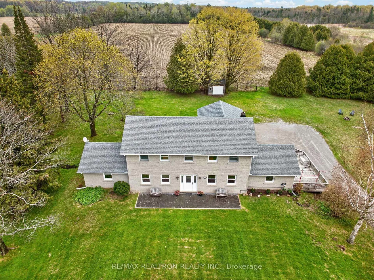 17755, Warden, Rural East Gwillimbury, East Gwillimbury
