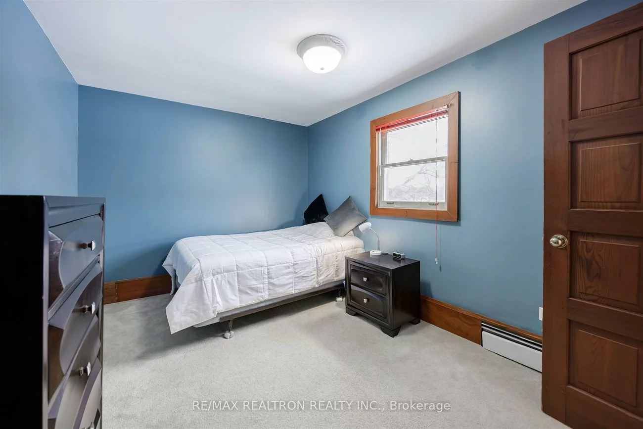 17755, Warden, Rural East Gwillimbury, East Gwillimbury