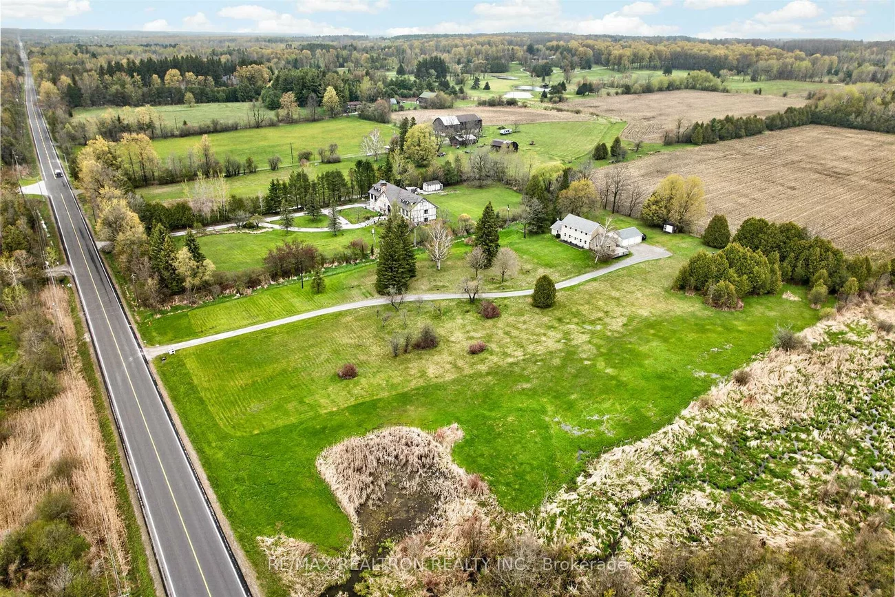 17755, Warden, Rural East Gwillimbury, East Gwillimbury