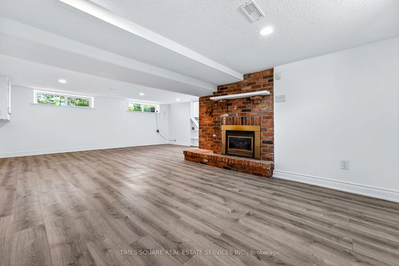 230, East, Holland Landing, East Gwillimbury