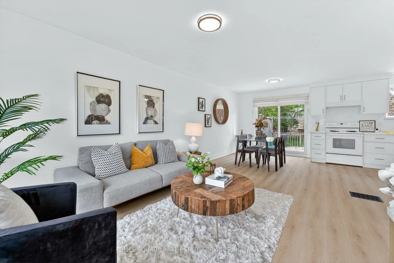 230, East, Holland Landing, East Gwillimbury