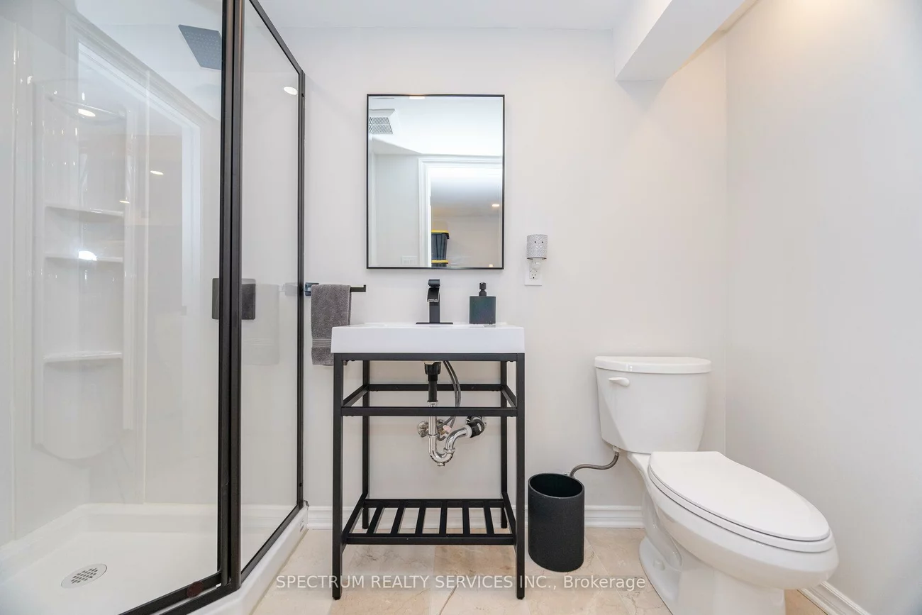 52, French, Holland Landing, East Gwillimbury