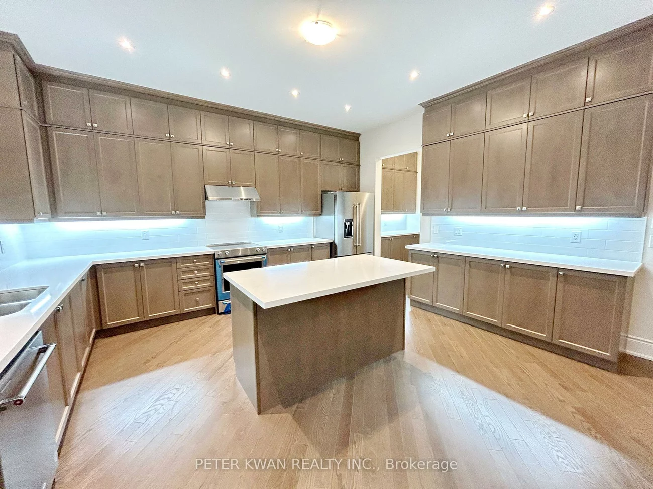 72, Silk Twist, Holland Landing, East Gwillimbury