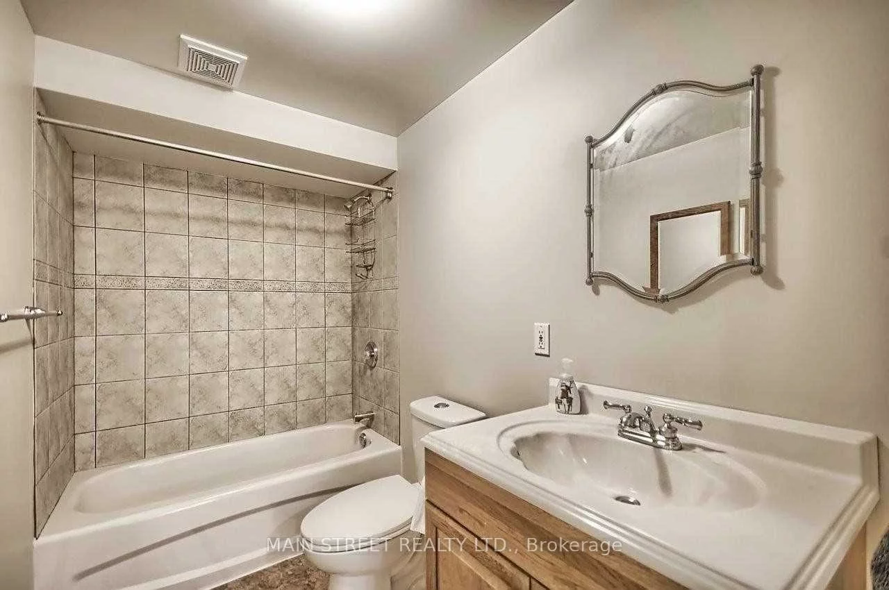 176, Mainprize, Mt Albert, East Gwillimbury