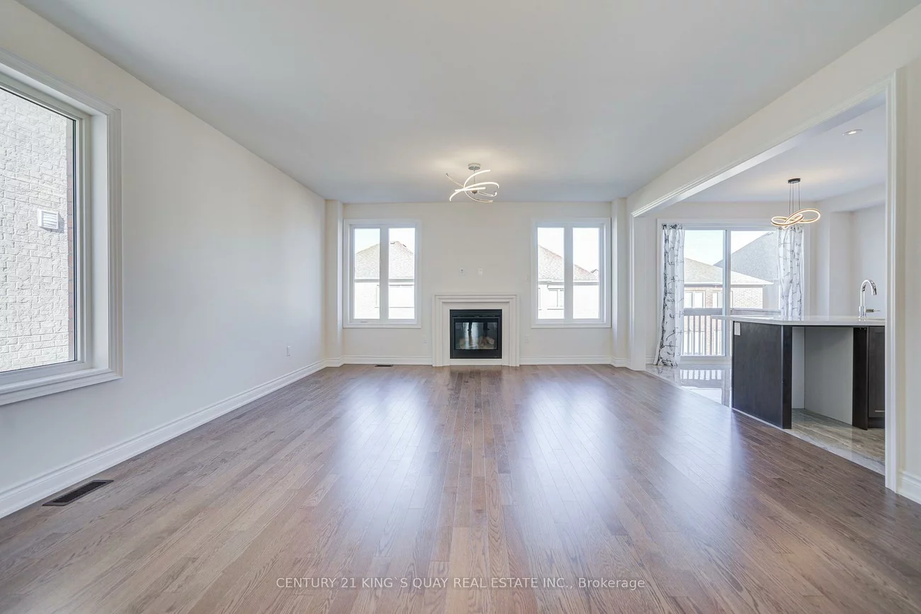 114, Watershed, Queensville, East Gwillimbury