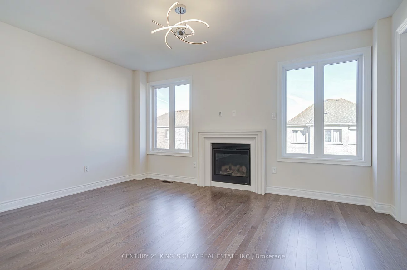 114, Watershed, Queensville, East Gwillimbury