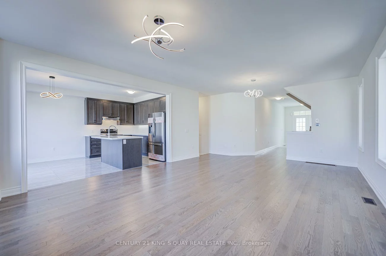 114, Watershed, Queensville, East Gwillimbury
