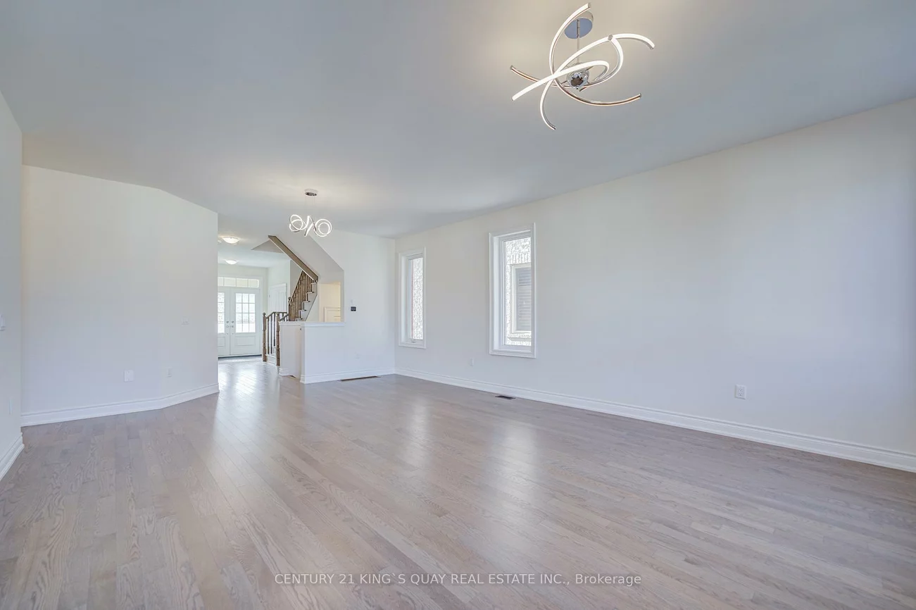 114, Watershed, Queensville, East Gwillimbury