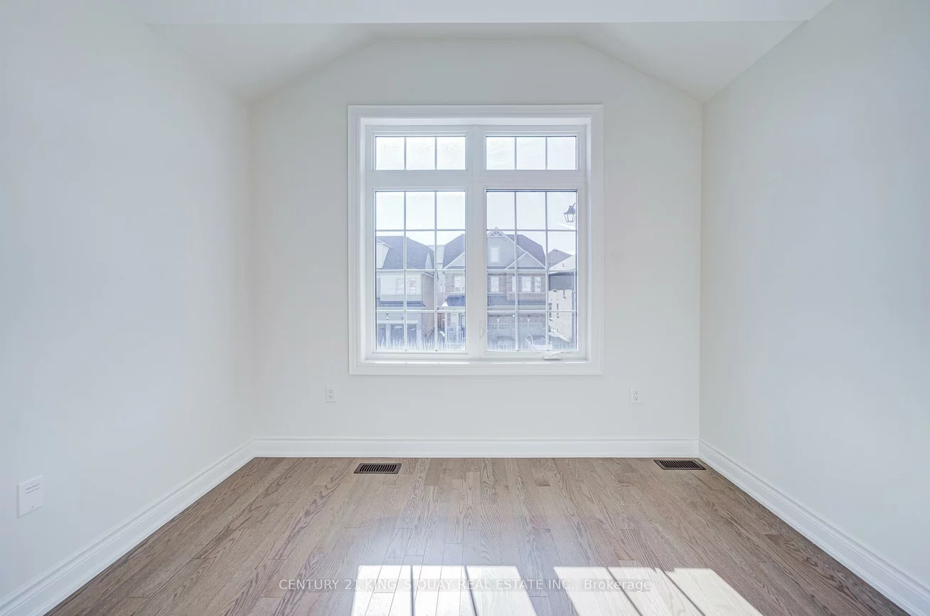 114, Watershed, Queensville, East Gwillimbury