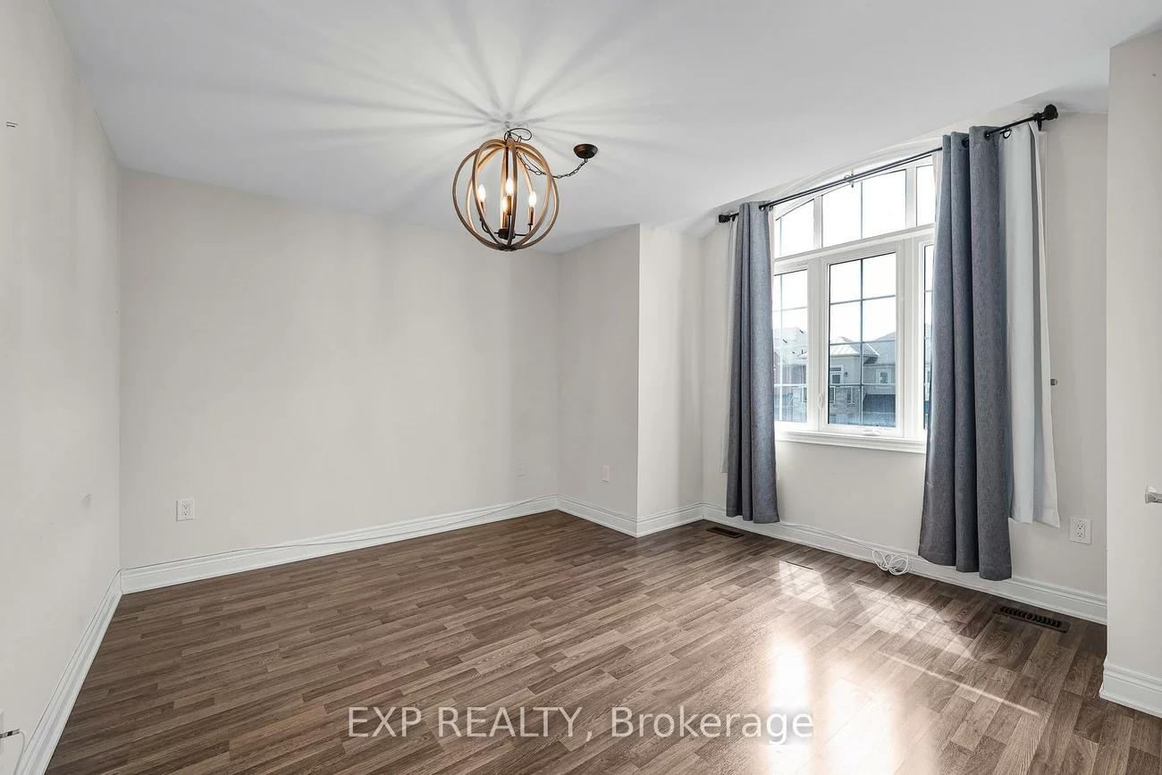 26, Mondial, Queensville, East Gwillimbury