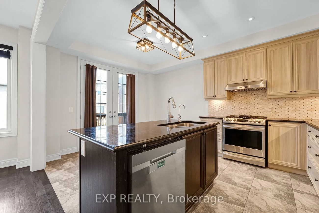 26, Mondial, Queensville, East Gwillimbury