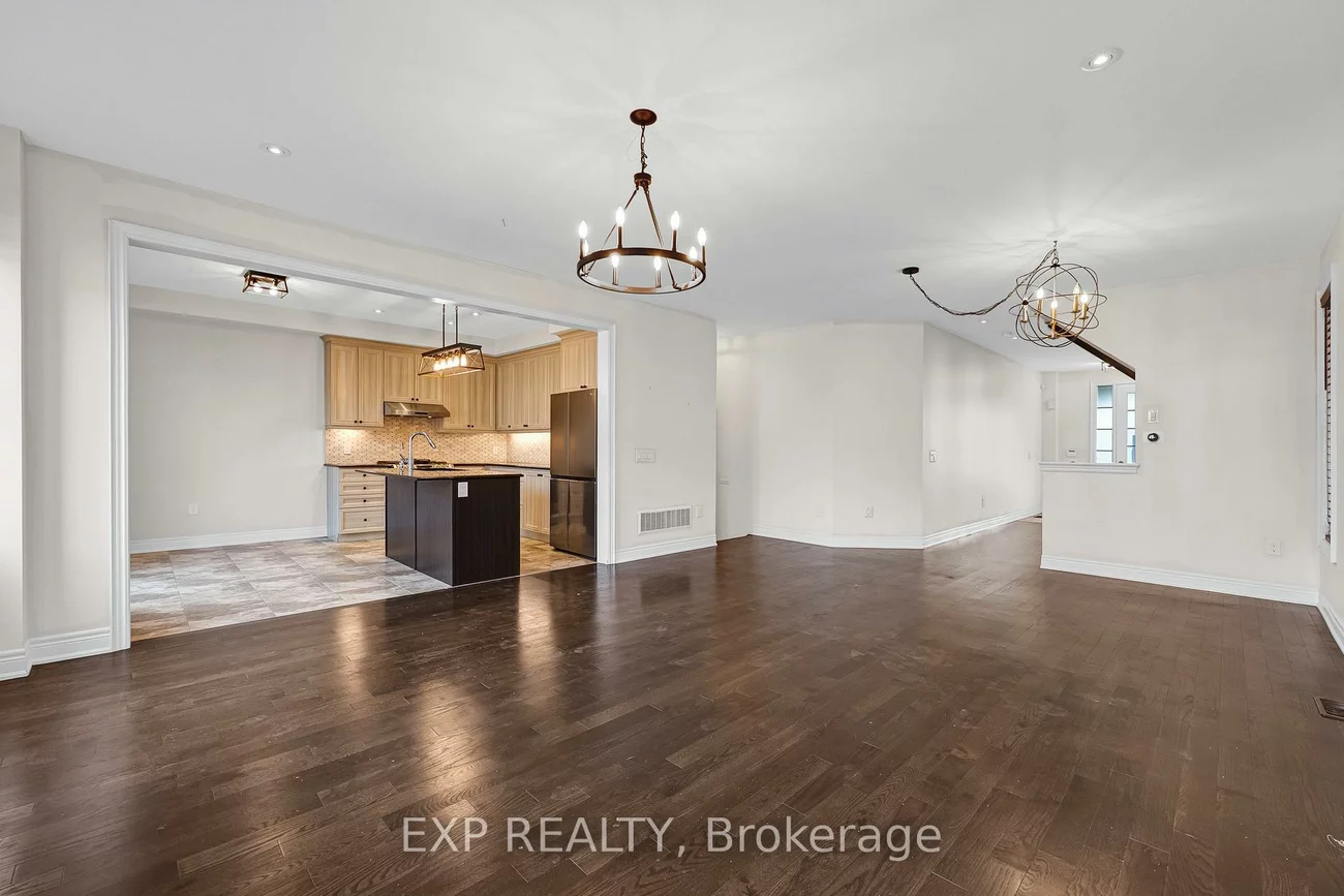 26, Mondial, Queensville, East Gwillimbury