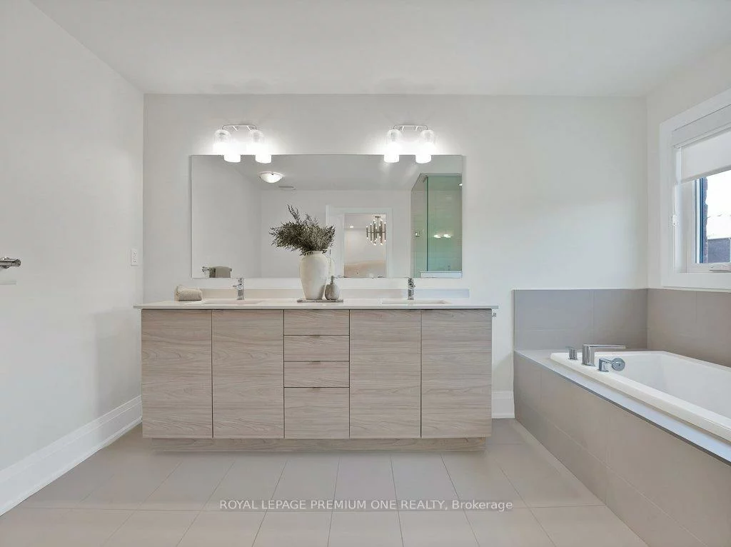 6, Byblos, Holland Landing, East Gwillimbury