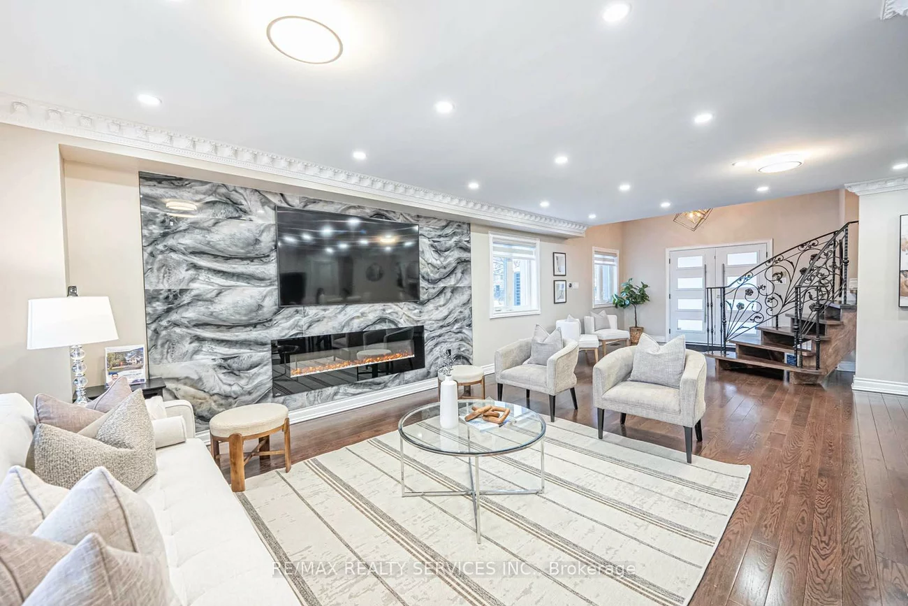 247, Sand, Holland Landing, East Gwillimbury
