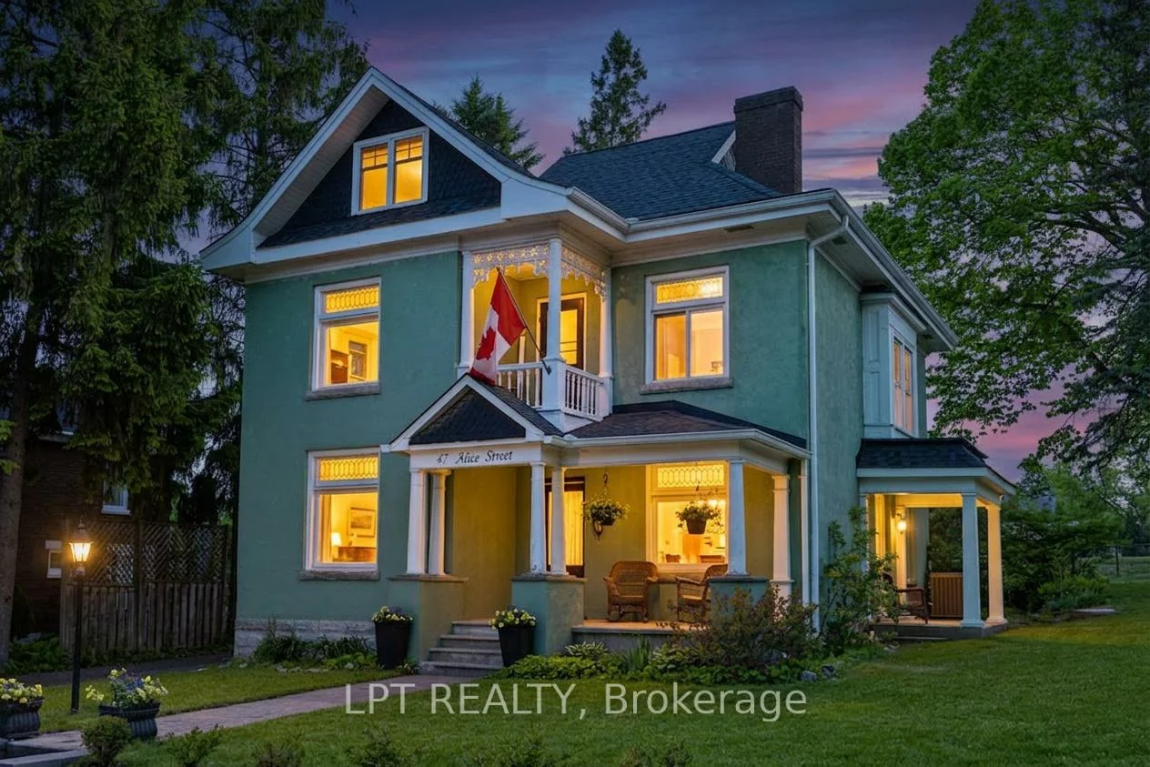 47, Alice, Mt Albert, East Gwillimbury