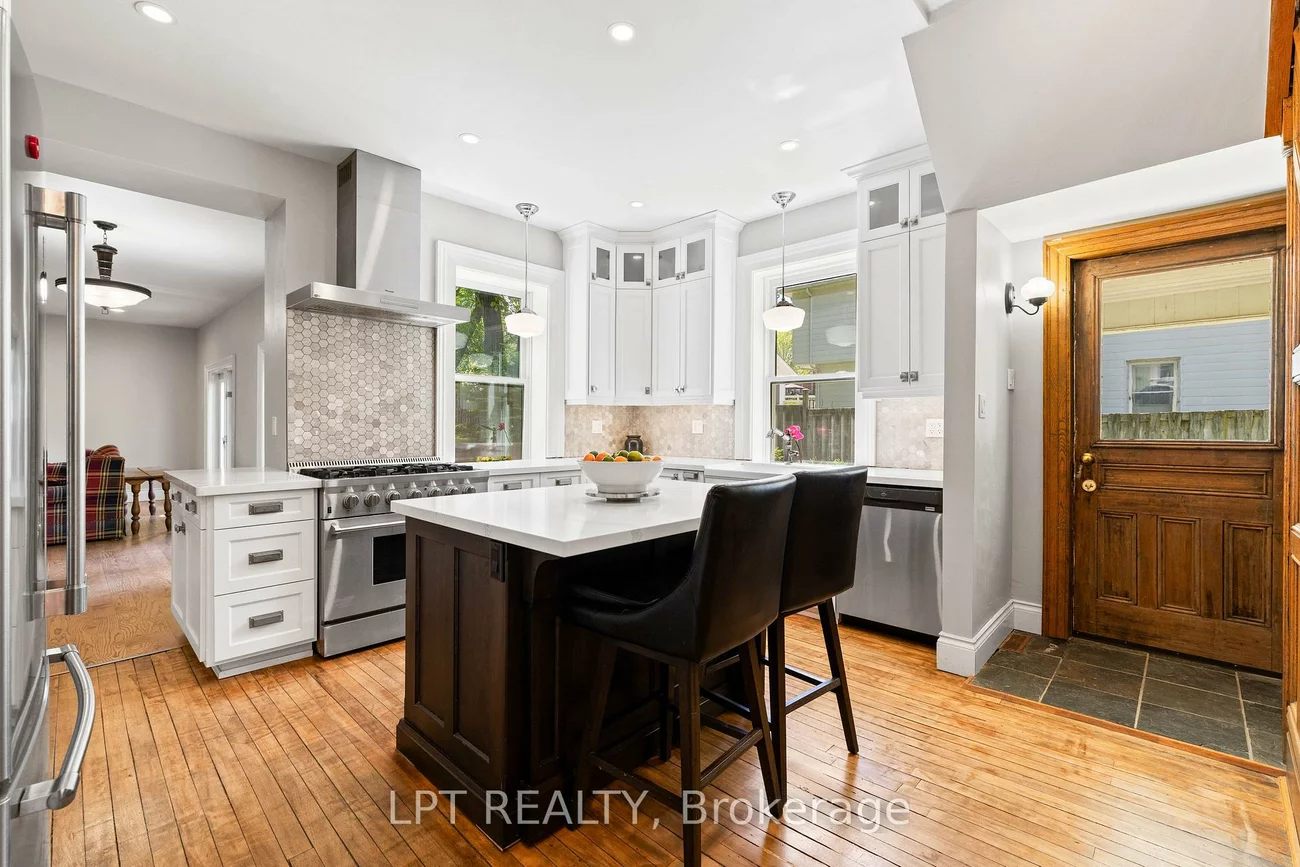 47, Alice, Mt Albert, East Gwillimbury