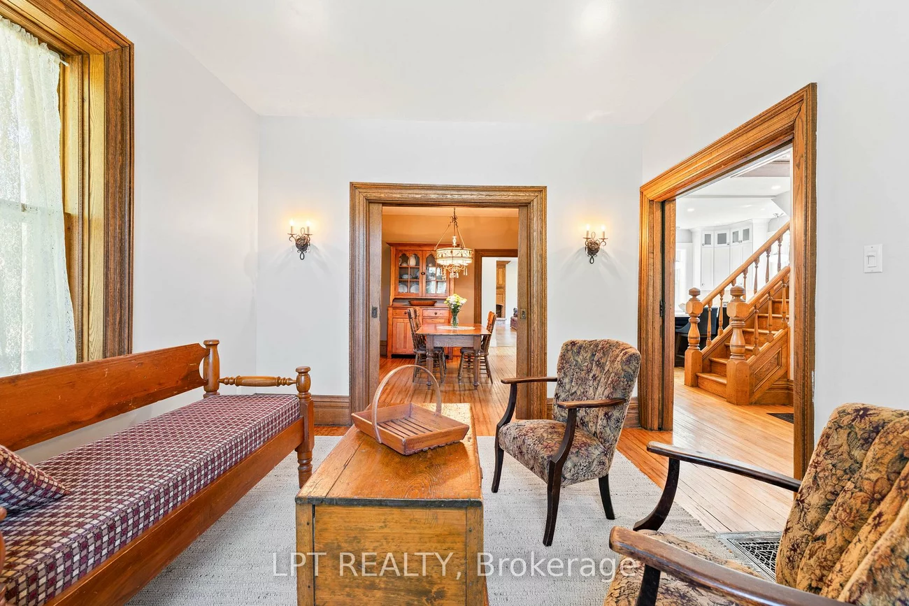 47, Alice, Mt Albert, East Gwillimbury